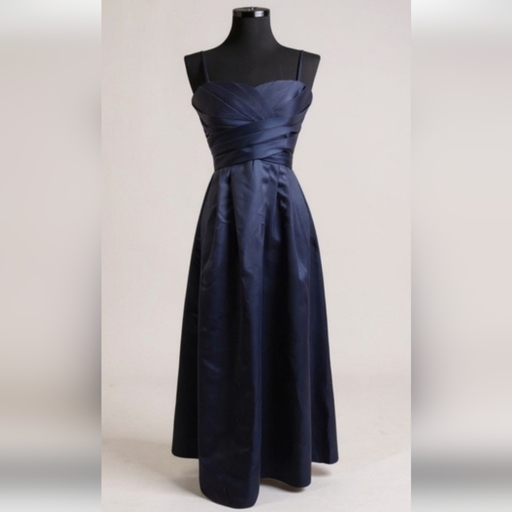 Brand New Davids Bridal Girls Elegant Navy Blue Evening Dress